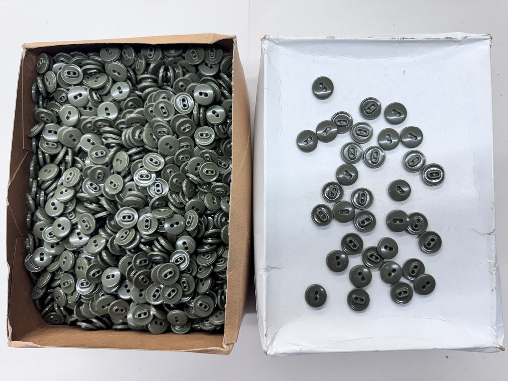 AGENA 23L Army Green 2-Hole Sewing Buttons – 20 Gross / 2,880 Pieces – Wholesale Box