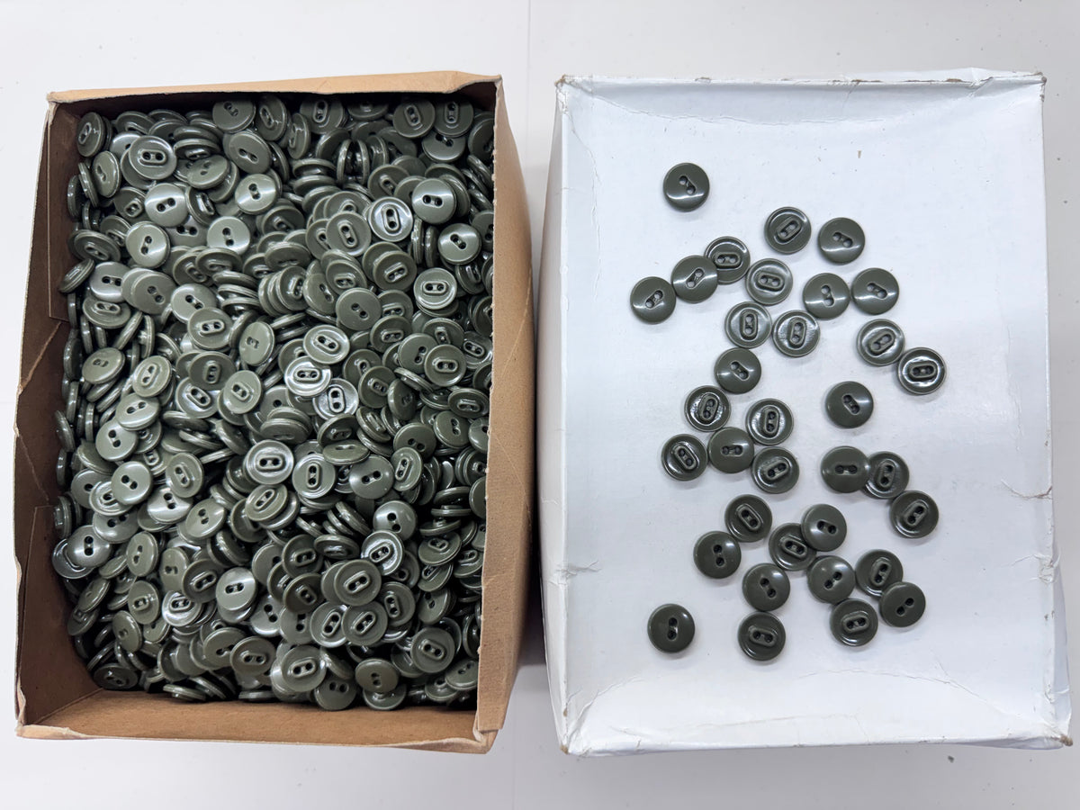 AGENA 23L Army Green 2-Hole Sewing Buttons – 20 Gross / 2,880 Pieces – Wholesale Box