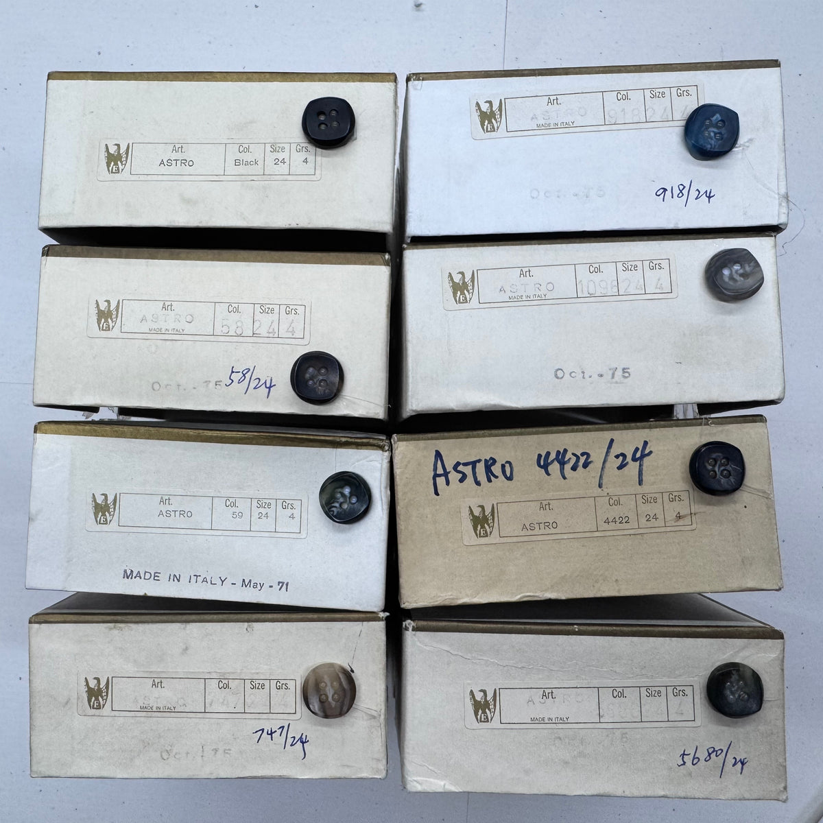 ASTRO Vintage Made in Italy 4-Hole Marbled Sewing Buttons – 24L, 30L & 32L – Wholesale Gross Boxes