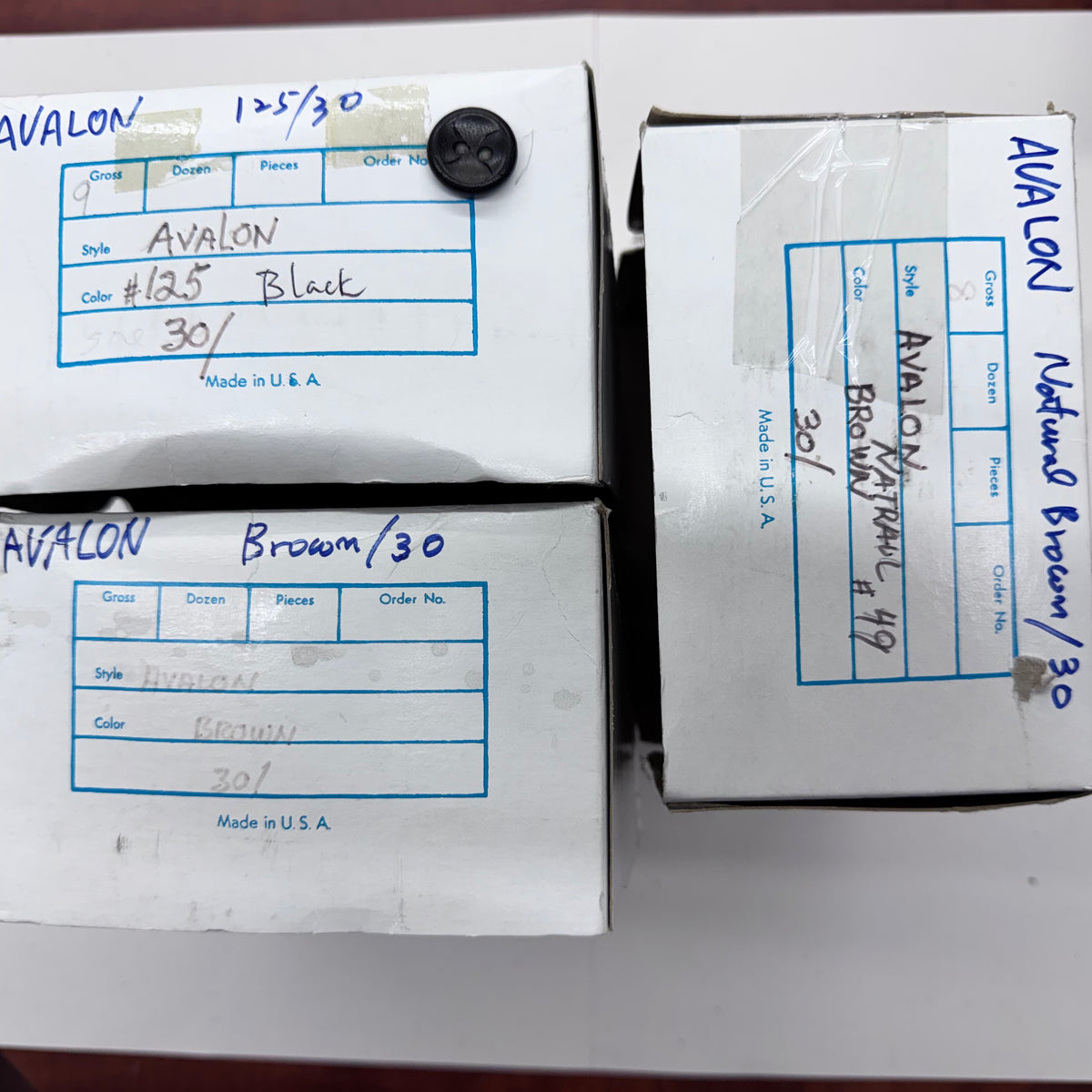 AVALON 30L 2-Hole Sewing Buttons – Black, Brown & Natural Brown – Wholesale Gross Boxes