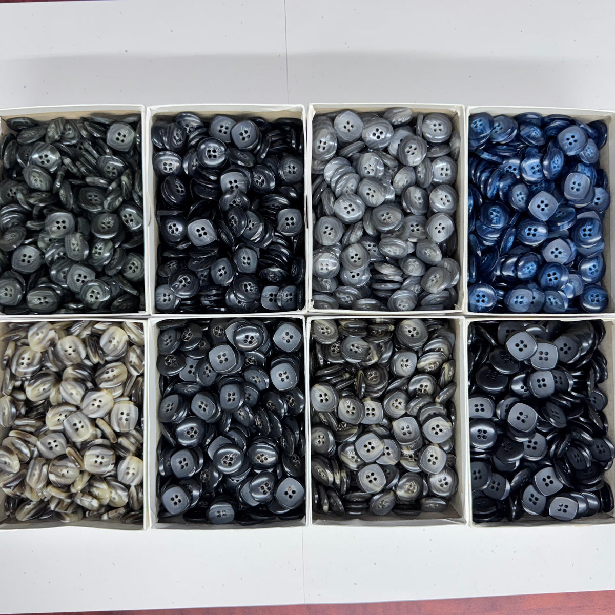 ASTRO Vintage Made in Italy 4-Hole Marbled Sewing Buttons – 24L, 30L & 32L – Wholesale Gross Boxes
