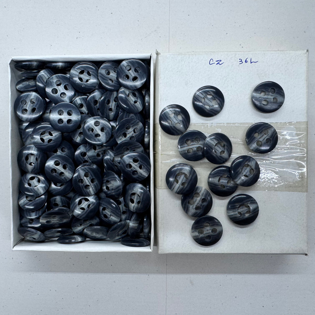 AUBURN Made in Italy 4-Hole Marbled Sewing Buttons – 30L, 36L & 40L – 1 Gross Wholesale Boxes