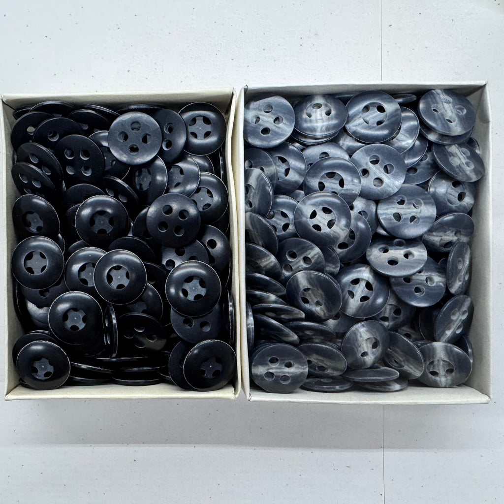 AUBURN Made in Italy 4-Hole Marbled Sewing Buttons – 30L, 36L & 40L – 1 Gross Wholesale Boxes