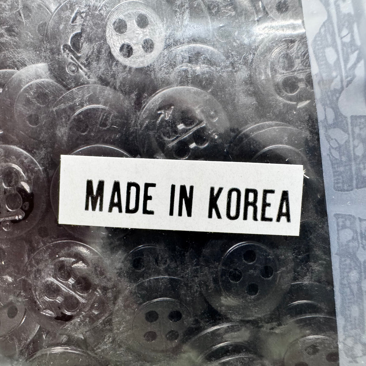 ANCHOR 25L 3/4 inch 4-Hole Buttons – Jet Black – Made in Korea – 1 Gross Wholesale Box